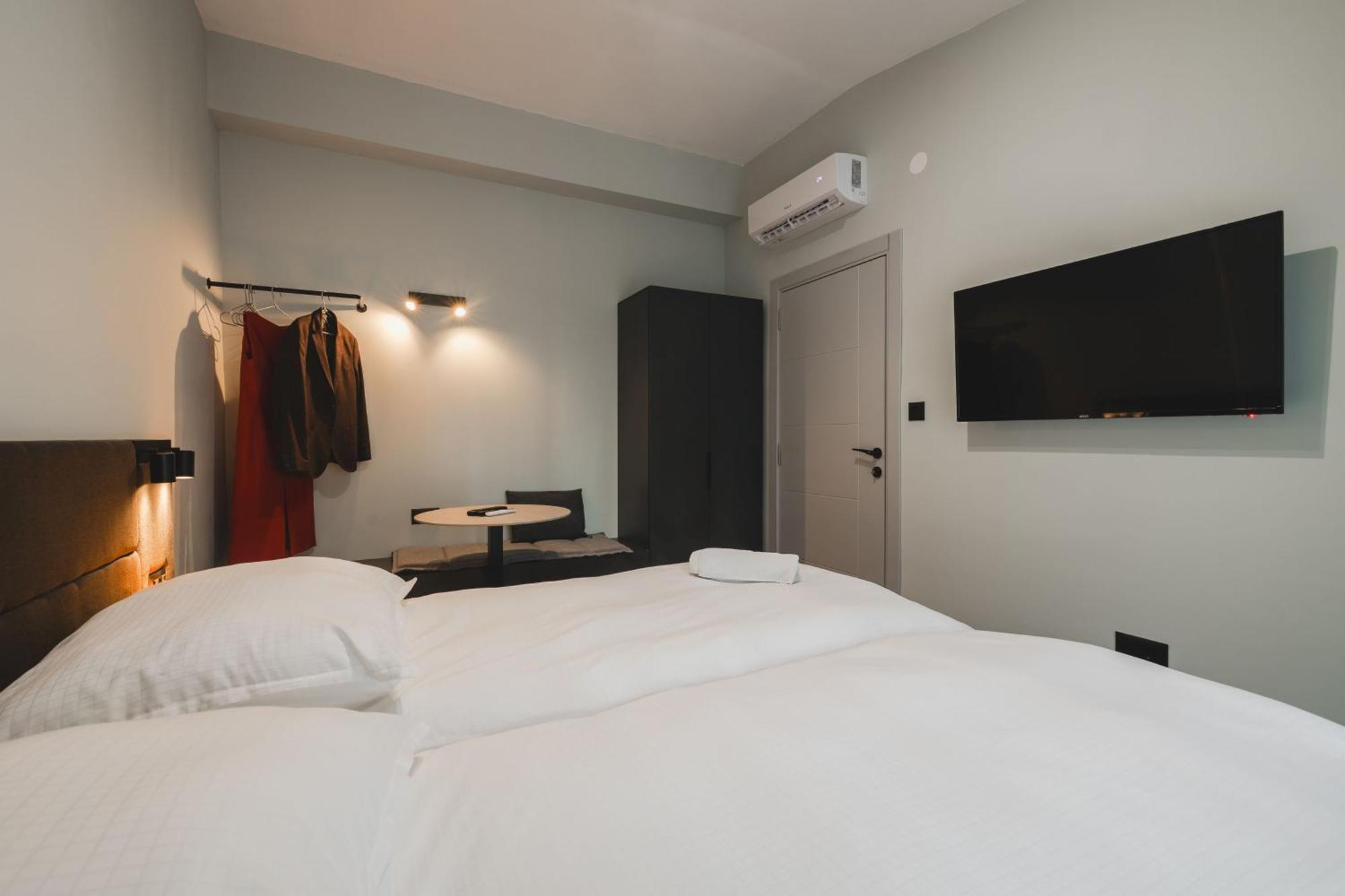 Apartment Moon 2 *